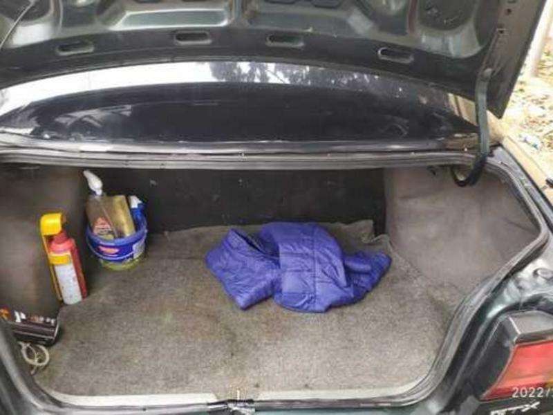 Kia Sephia, 1996 il, 1.5 L, 235 421 km