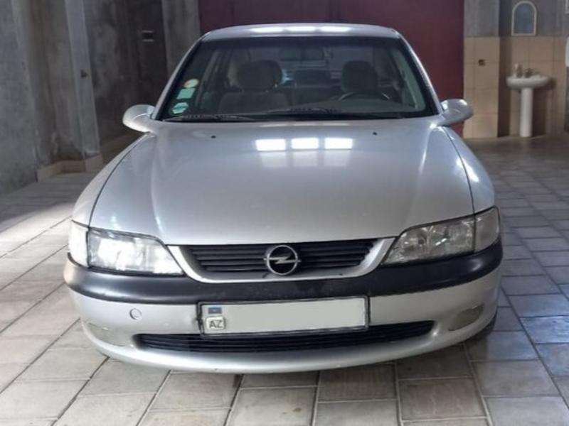 Opel Vectra, 1997 il, 1.8 L, 300 000 km