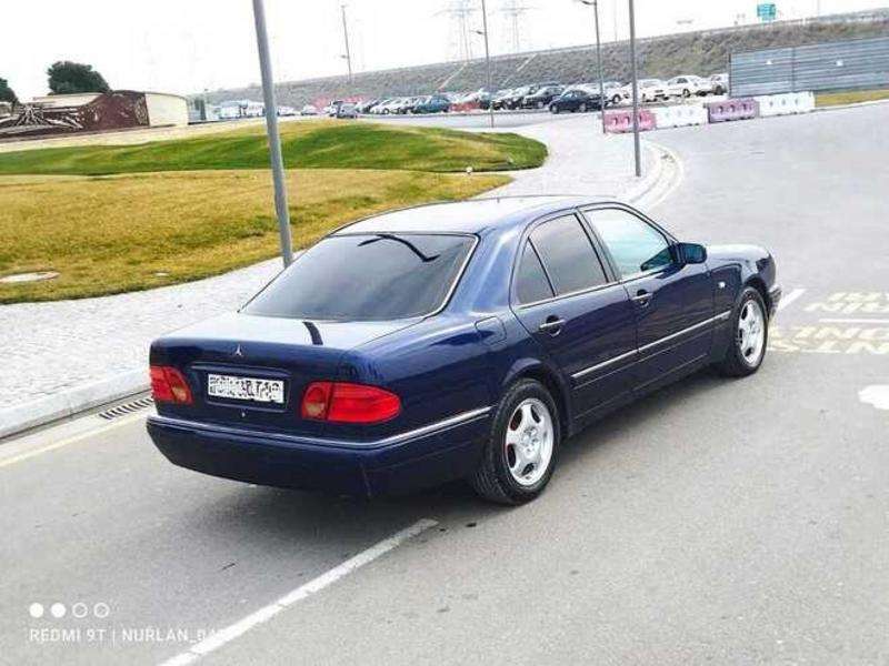 Mercedes E 230, 1996 il, 2.3 L, 360 000 km