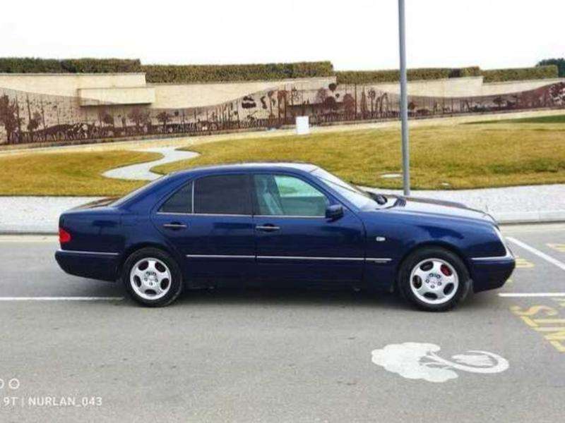 Mercedes E 230, 1996 il, 2.3 L, 360 000 km