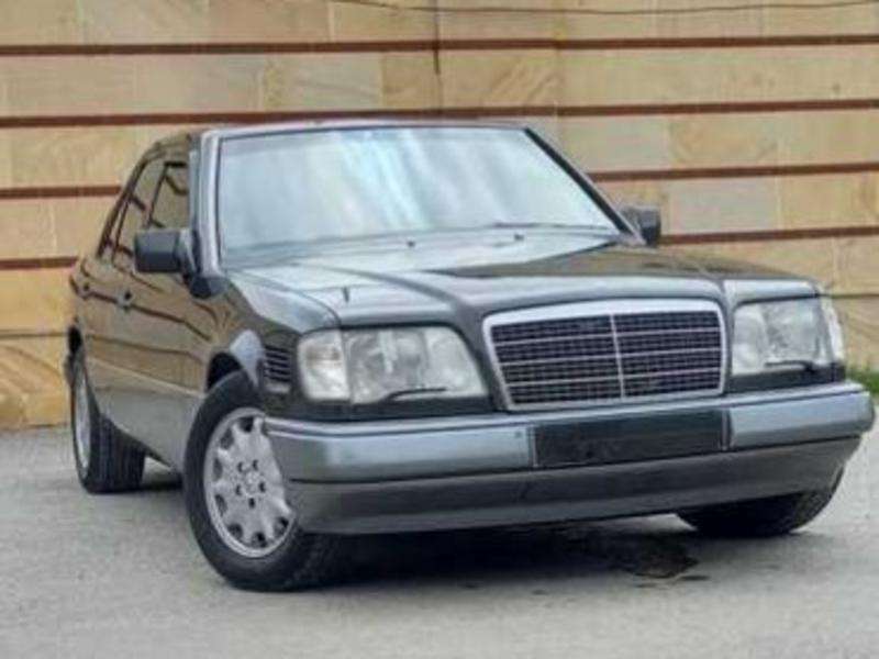 Mercedes E 250, 1994 il, 2.5 L, 480 524 km
