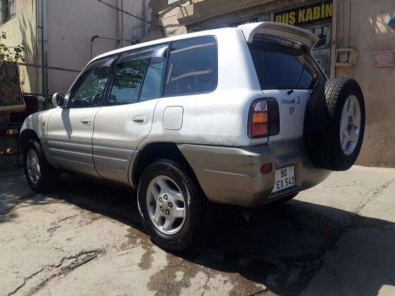 Toyota RAV4, 1997 il, 2.0 L, 174 000 km