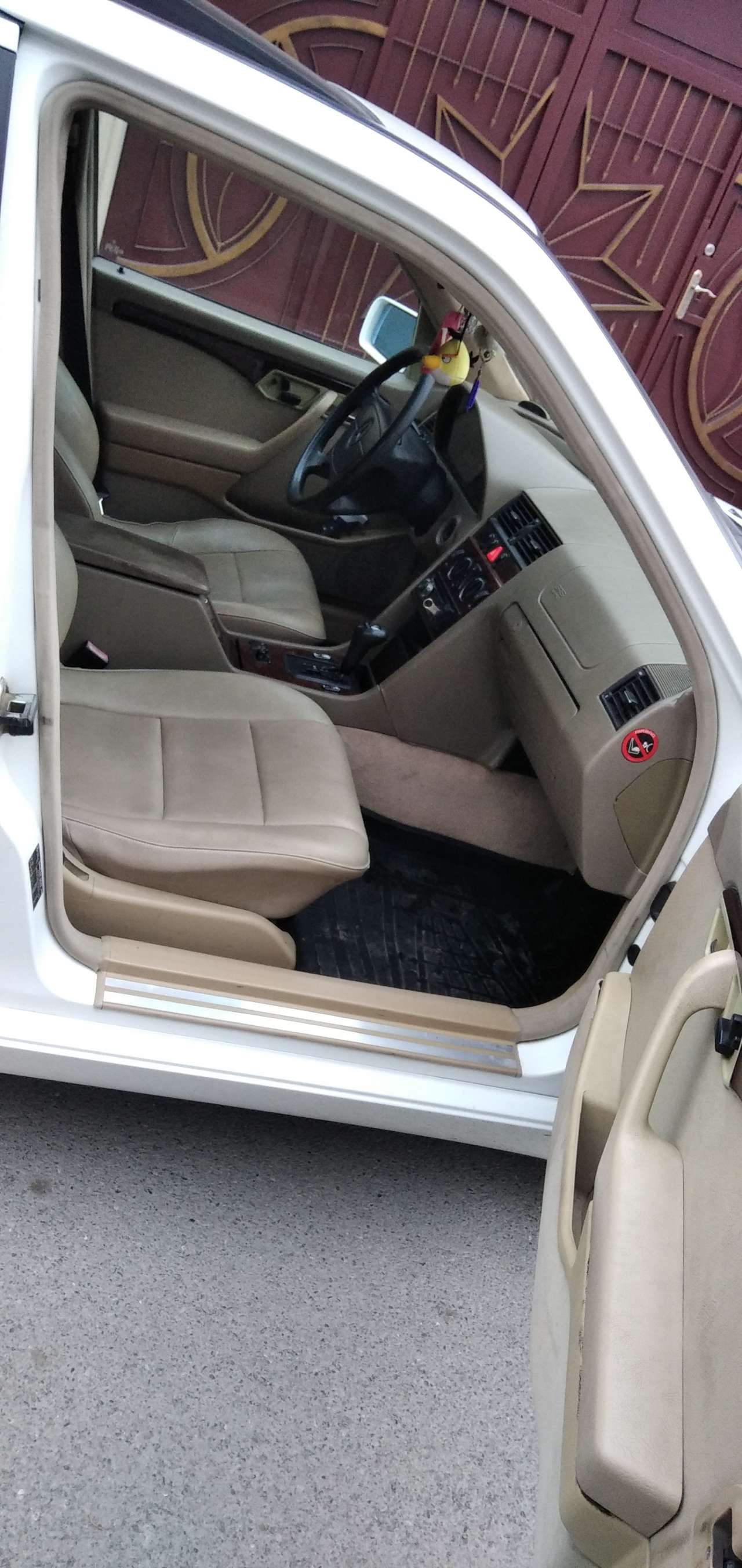 Mercedes C 200, 1998 il, 2.0 L, 334 559 km