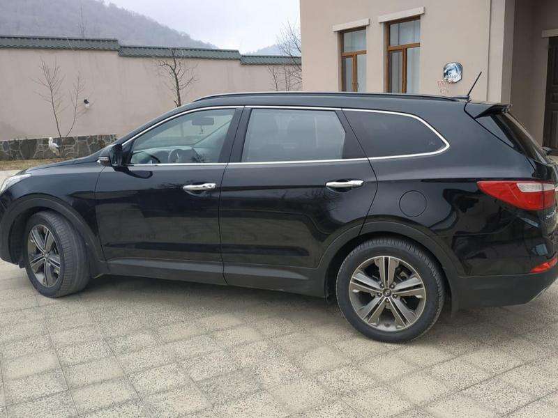 Hyundai Grand Santa Fe, 2014 il, 3.3 L, 100 000 km
