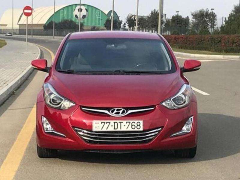 Hyundai Elantra, 2015 il, 1.8 L, 92 000 km