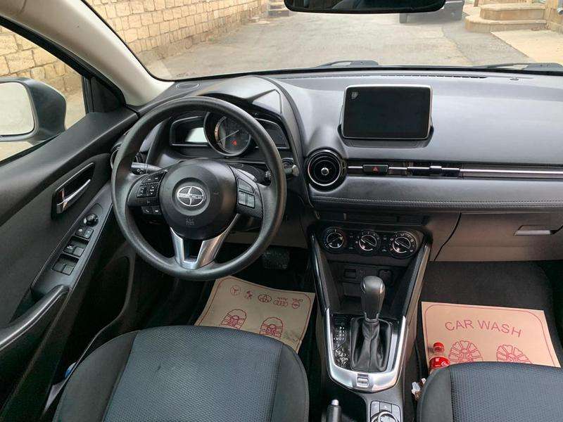 Toyota Yaris, 2016 il, 1.5 L, 140 000 km