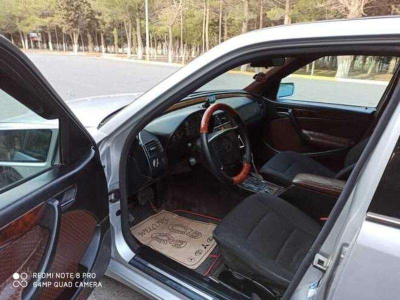 Mercedes C 180, 1997 il, 1.8 L, 368 900 km