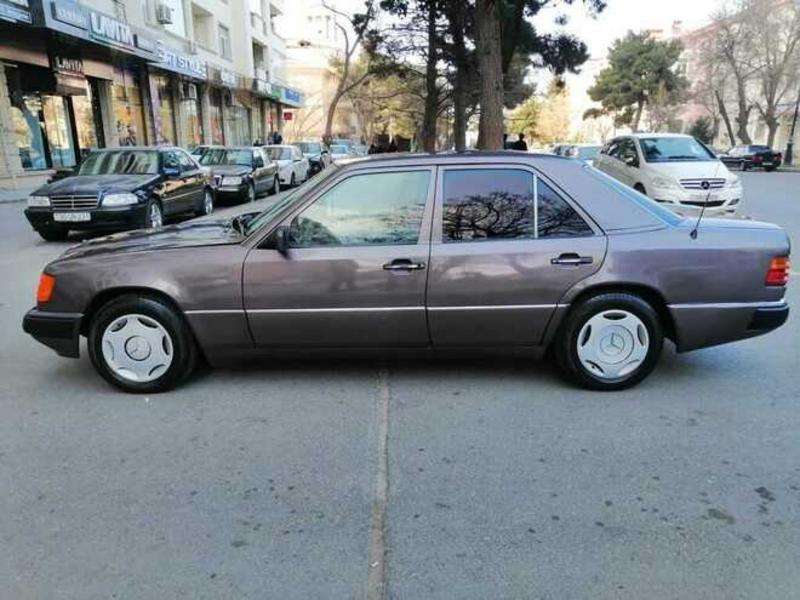 Mercedes E 230, 1991 il, 2.3 L, 340 000 km