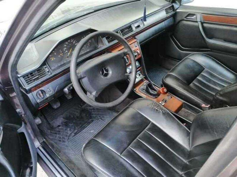 Mercedes E 230, 1991 il, 2.3 L, 340 000 km