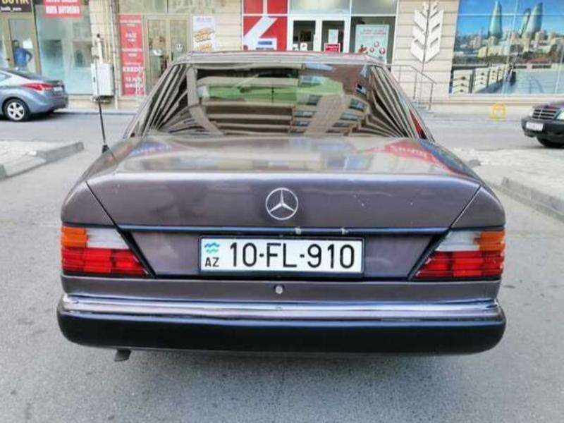 Mercedes E 230, 1991 il, 2.3 L, 340 000 km