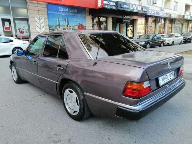 Mercedes E 230, 1991 il, 2.3 L, 340 000 km