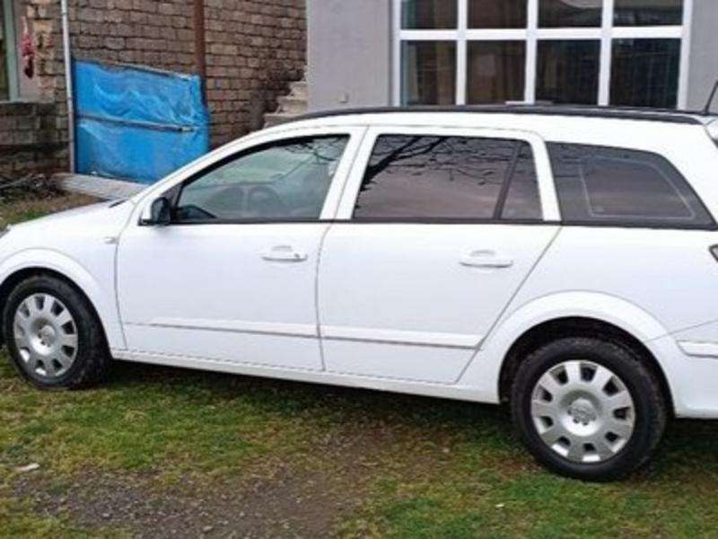 Opel Astra, 2006 il, 1.3 L, 277 080 km