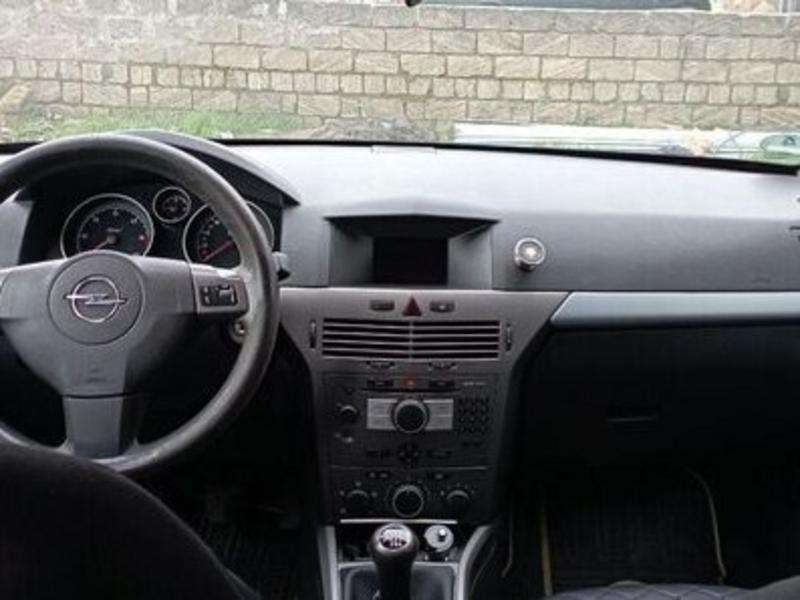 Opel Astra, 2006 il, 1.3 L, 277 080 km