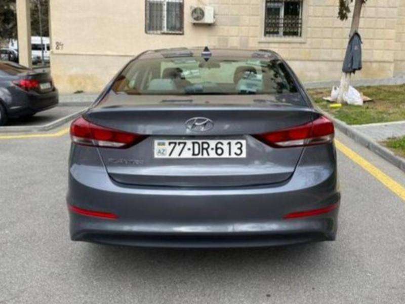 Hyundai Elantra, 2017 il, 2.0 L, 75 000 km