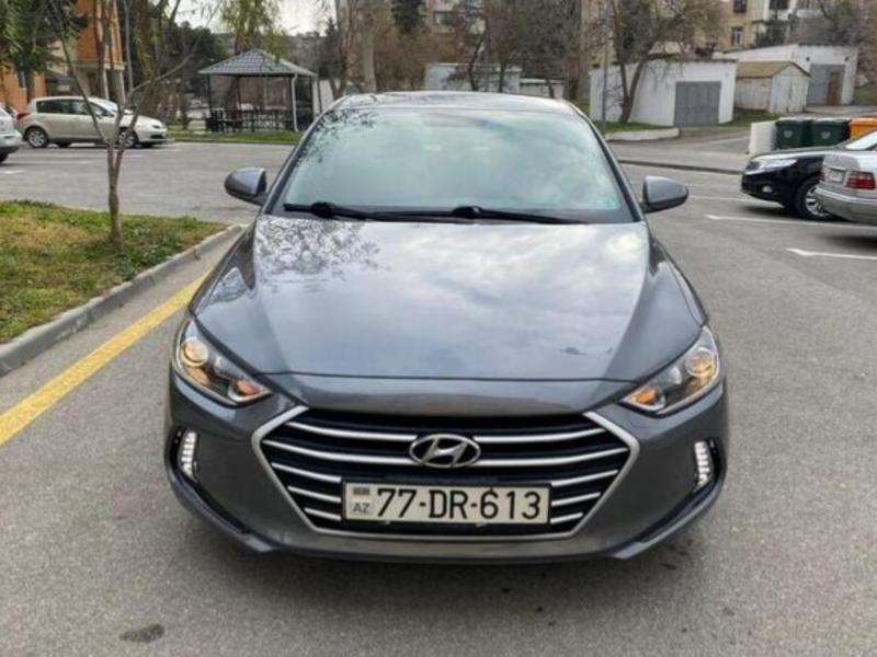 Hyundai Elantra, 2017 il, 2.0 L, 75 000 km