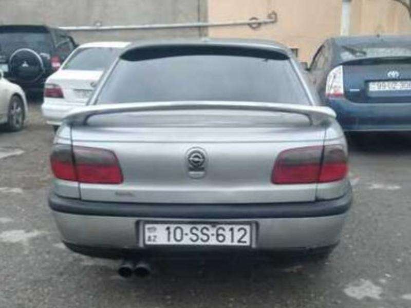 Opel Omega, 1994 il, 2.0 L, 411 859 km