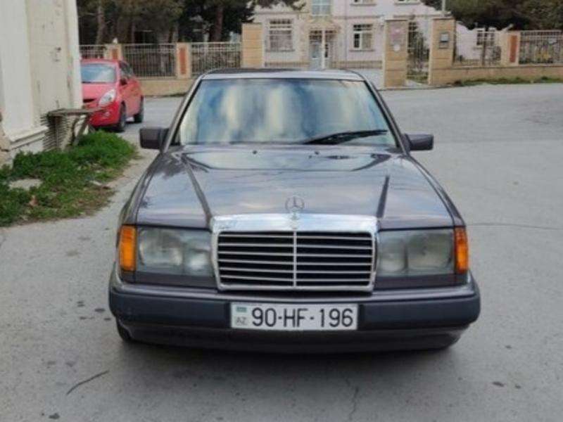 Mercedes E 200, 1991 il, 2.0 L, 450 000 km