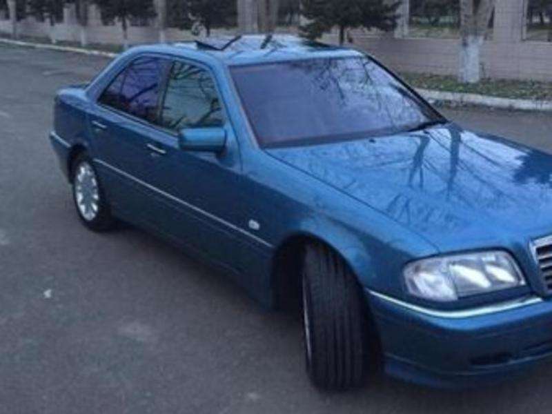 Mercedes C 180, 1999 il, 1.8 L, 451 000 km