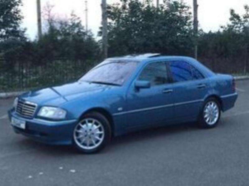 Mercedes C 180, 1999 il, 1.8 L, 451 000 km