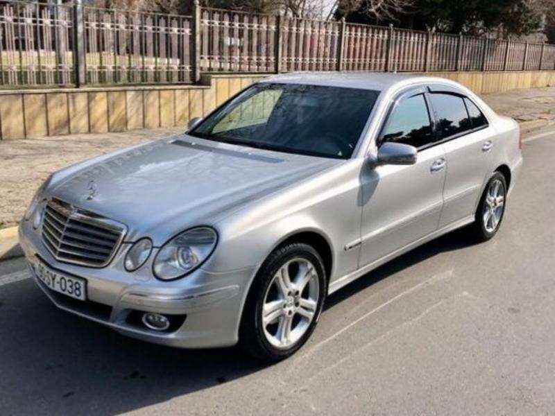 Mercedes E 220, 2006 il, 2.2 L, 217 905 km