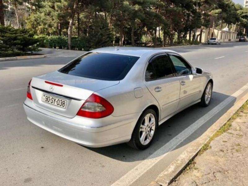 Mercedes E 220, 2006 il, 2.2 L, 217 905 km