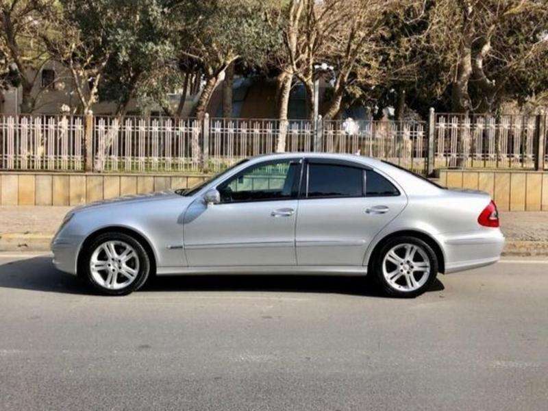 Mercedes E 220, 2006 il, 2.2 L, 217 905 km
