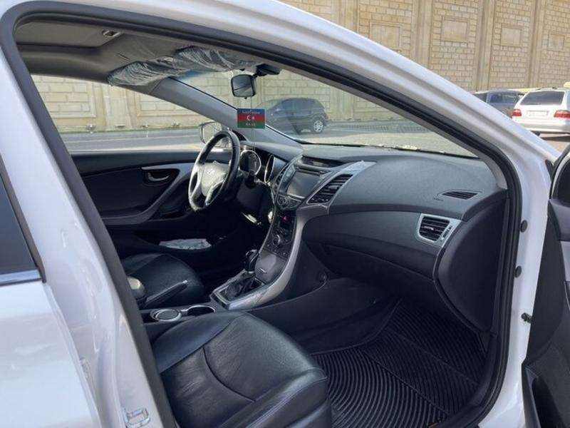 Hyundai Elantra, 2015 il, 1.8 L, 128 000 km