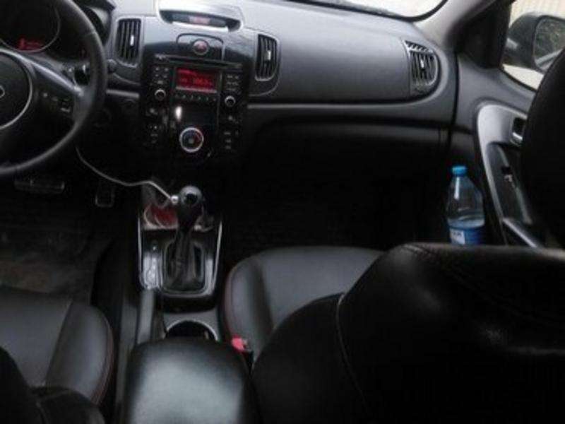 Kia Cerato, 2011 il, 2.0 L, 295 000 km