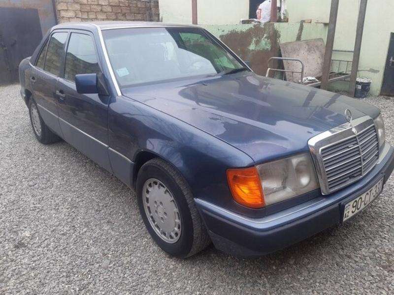 Mercedes E 200, 1993 il, 2.0 L, 463 000 km
