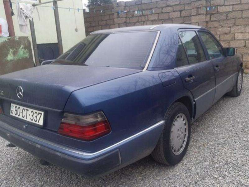 Mercedes E 200, 1993 il, 2.0 L, 463 000 km