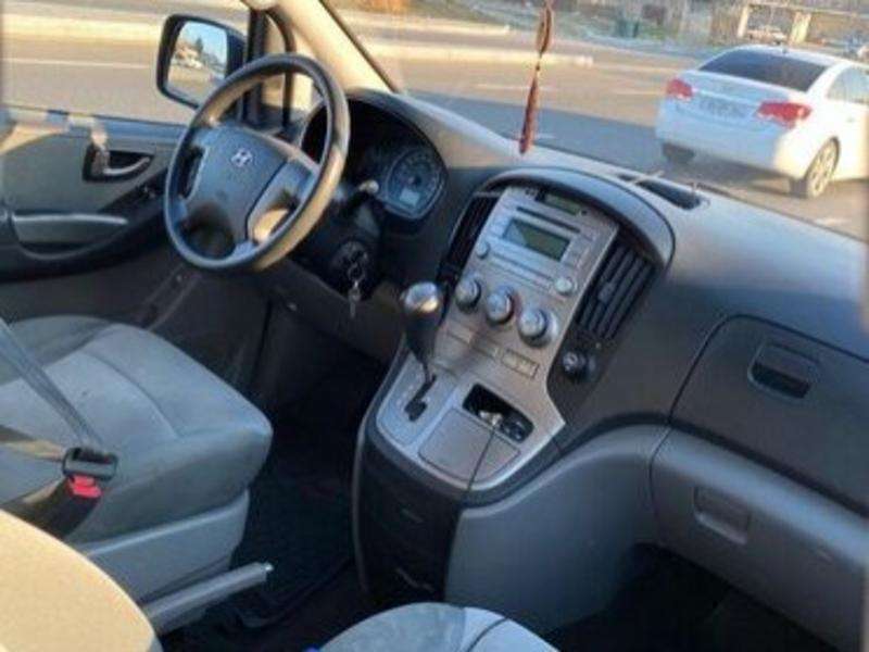 Hyundai H-1, 2015 il, 2.5 L, 140 000 km