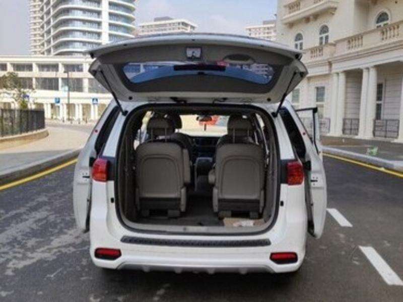 Kia Carnival, 2018 il, 2.2 L, 122 000 km