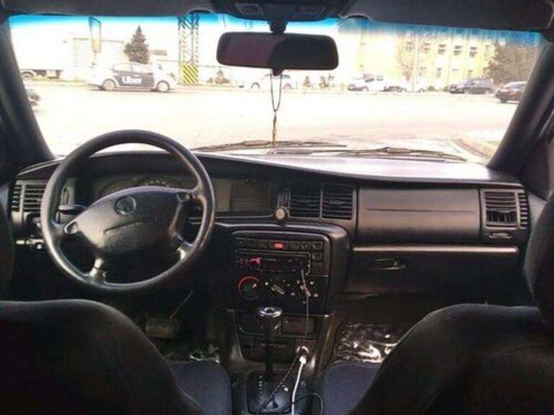 Opel Vectra, 1996 il, 1.6 L, 400 000 km