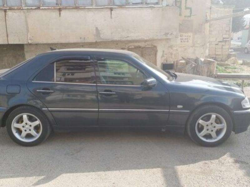 Mercedes C 240, 1998 il, 2.4 L, 386 000 km