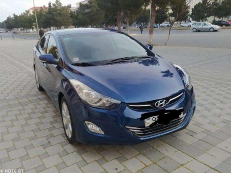 Hyundai Elantra, 2013 il, 1.8 L, 180 000 km