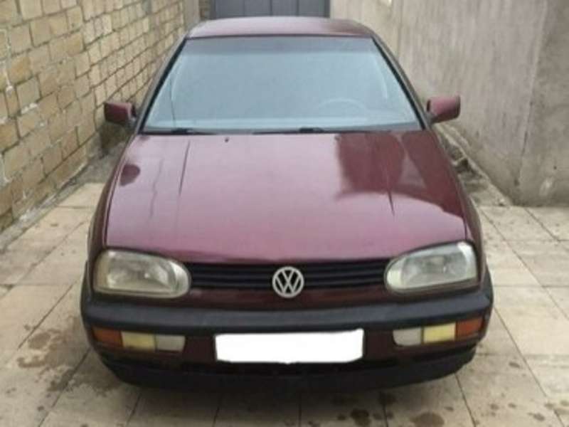Volkswagen Golf, 1997 il, 1.6 L, 366 600 km