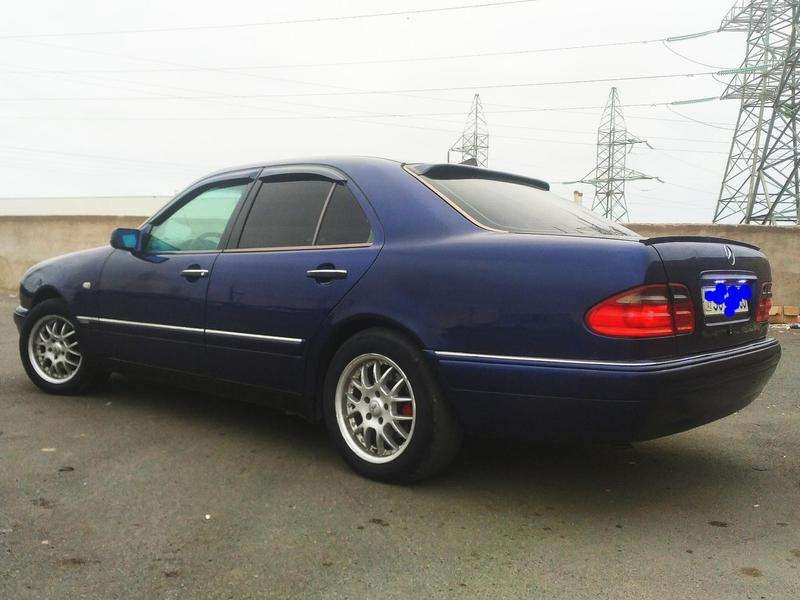 Mercedes E 230, 1996 il, 2.3 L, 350 000 km