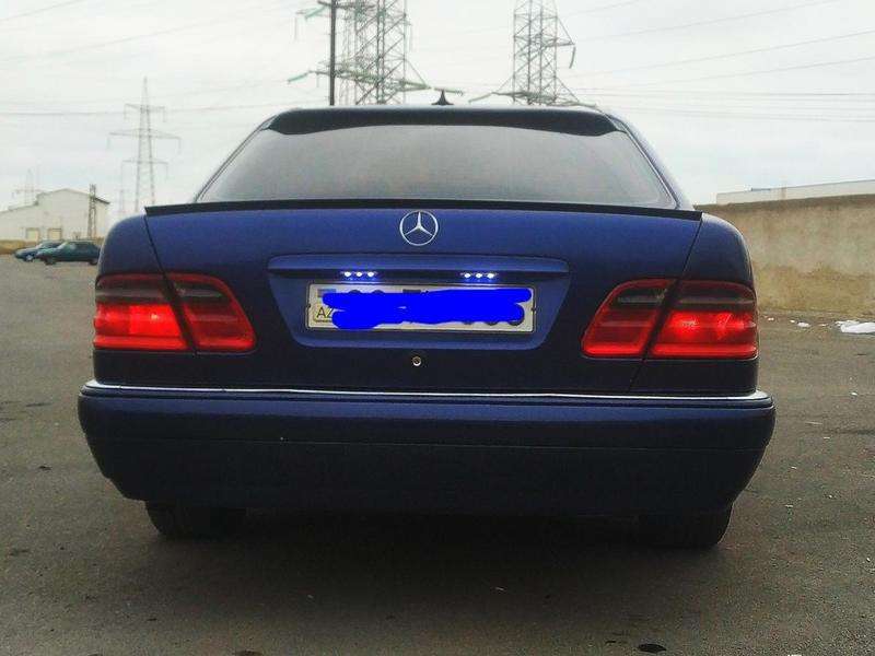 Mercedes E 230, 1996 il, 2.3 L, 350 000 km
