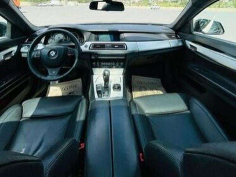 BMW 750, 2009 il, 4.4 L, 92 500 km