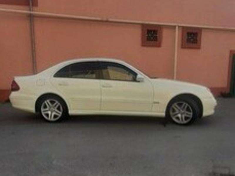 Mercedes E 200, 2008 il, 2.2 L, 335 020 km
