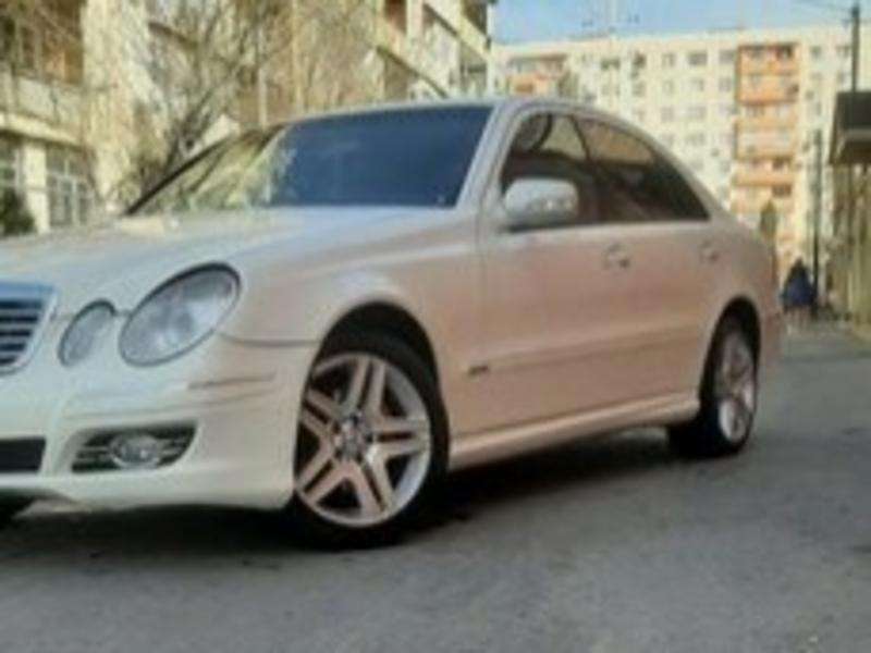 Mercedes E 200, 2008 il, 2.2 L, 335 020 km