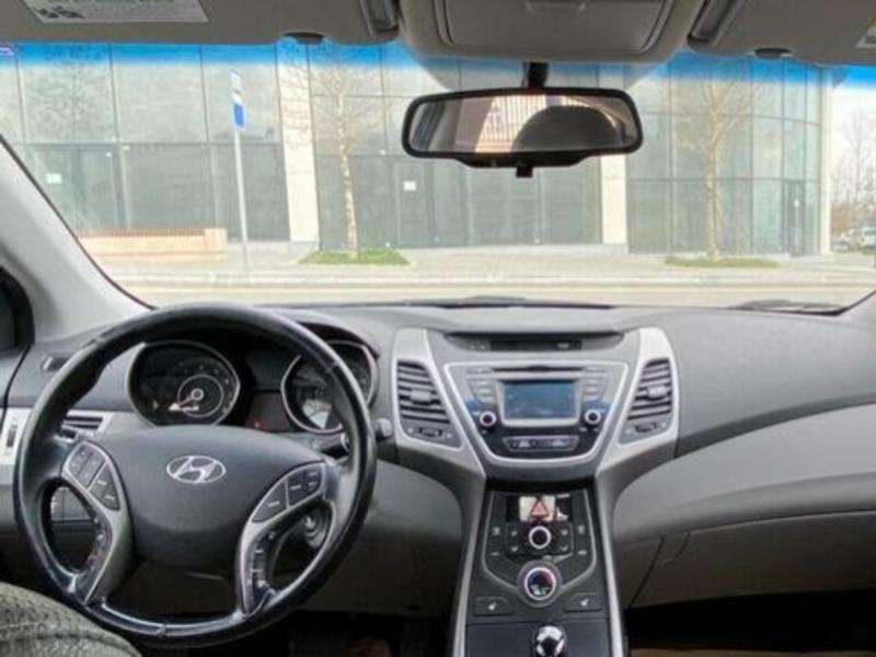 Hyundai Elantra, 2014 il, 1.8 L, 95 000 km
