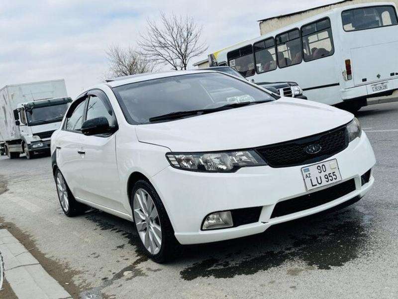Kia Cerato, 2011 il, 1.6 L, 312 000 km