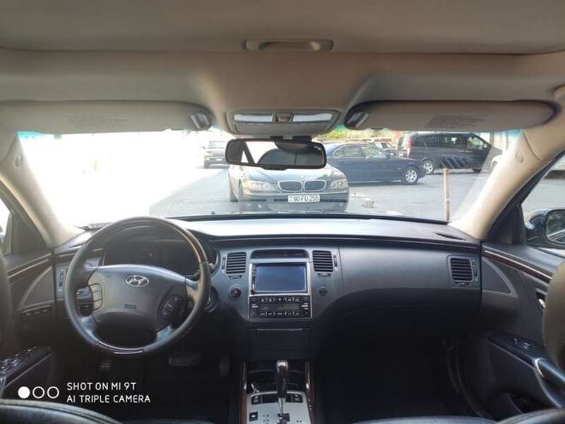 Hyundai Grandeur, 2009 il, 2.7 L, 252 000 km