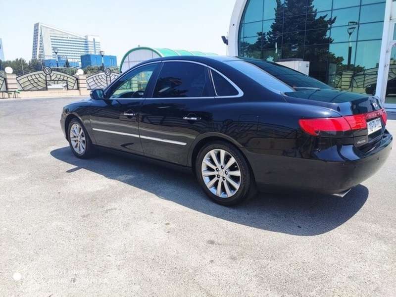 Hyundai Grandeur, 2009 il, 2.7 L, 252 000 km