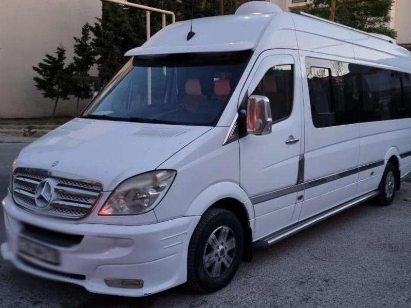 Mercedes Sprinter 210, 2011 il, 2.2 L, 480 000 km