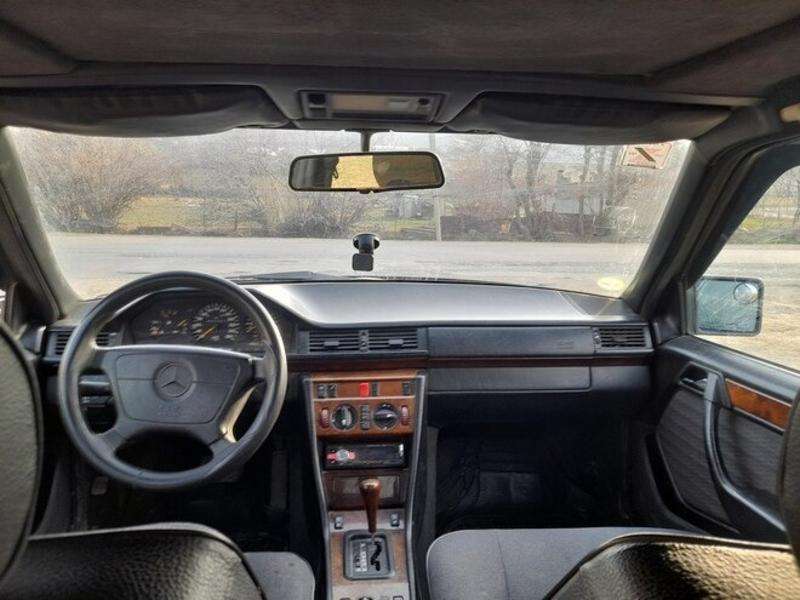 Mercedes E 280, 1993 il, 2.8 L, 407 000 km