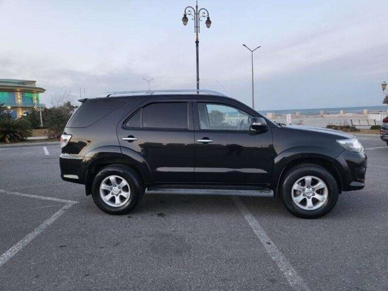 Toyota Fortuner, 2013 il, 2.7 L, 120 000 km