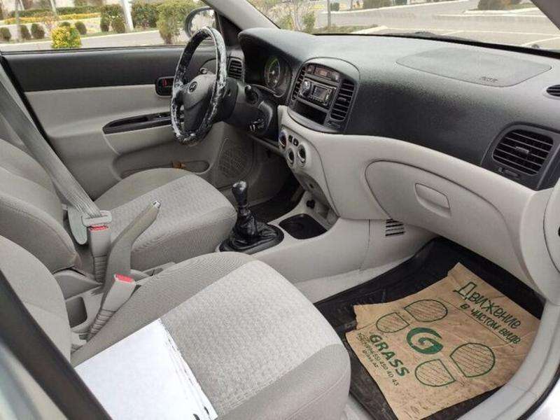 Hyundai Accent, 2008 il, 1.5 L, 184 523 km