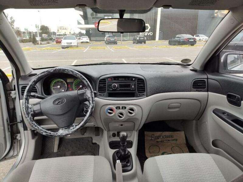 Hyundai Accent, 2008 il, 1.5 L, 184 523 km